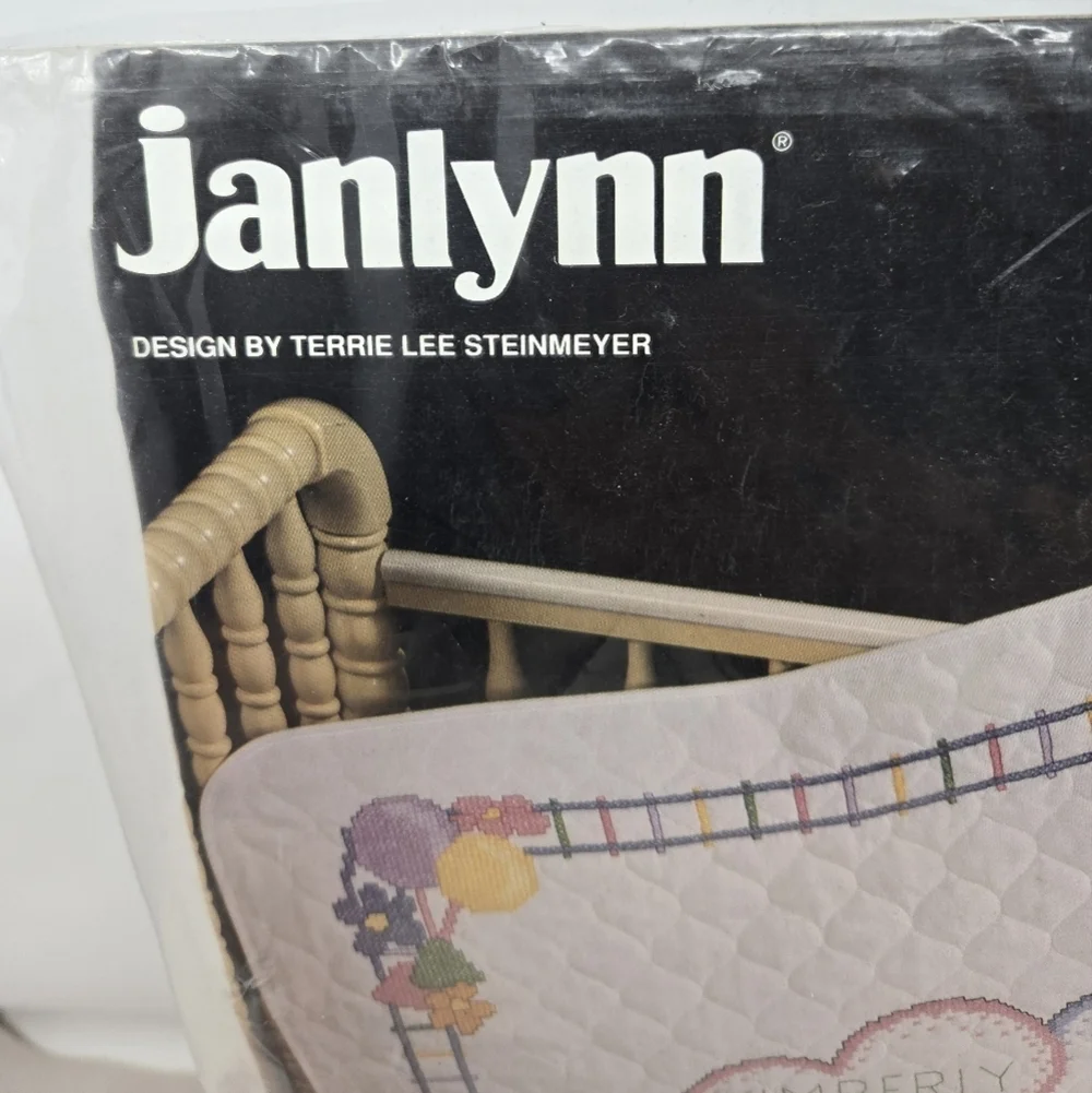 Janlynn Printed Cross Stitch Choo Choo Teddy Bear Quilt Finished Size 35x43